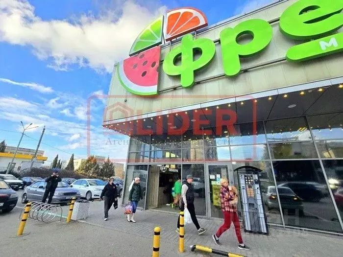 Торговая площадь в Севастополь просп. Победы, 1А (80 м) - Фото 1