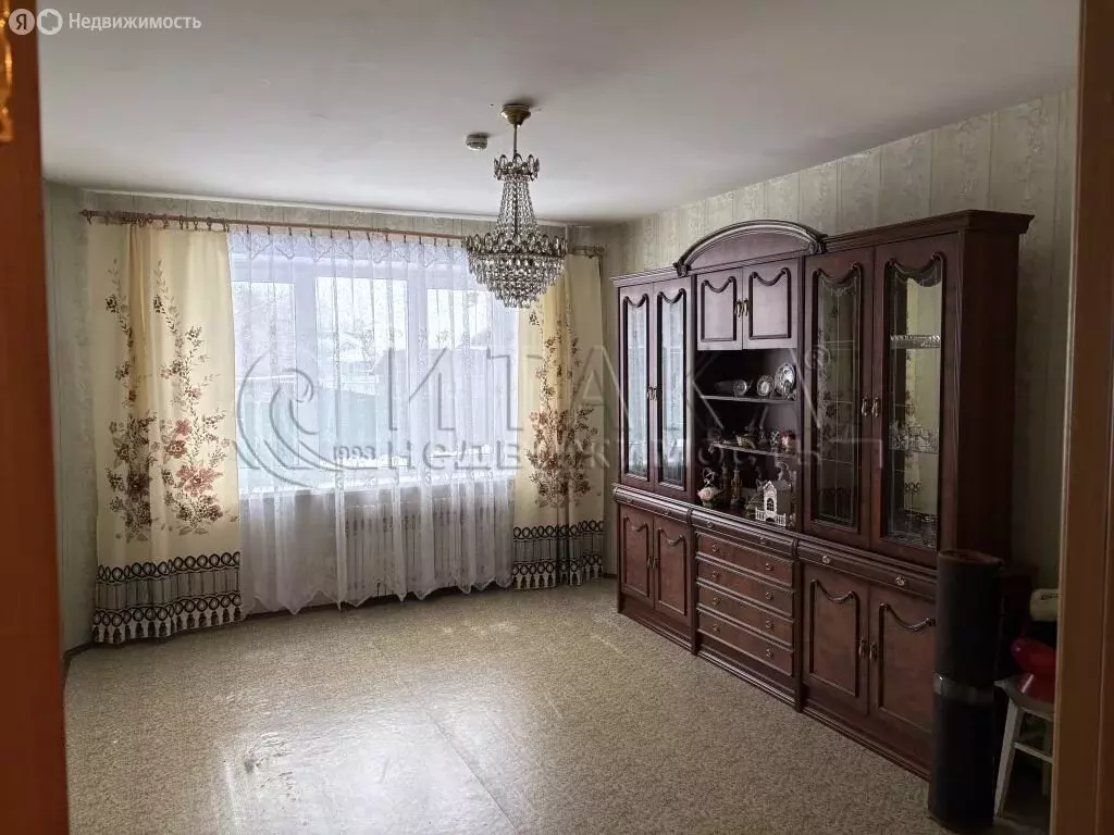 3-комнатная квартира: Лодейное Поле, улица Володарского, 24 (73.3 м) - Фото 1