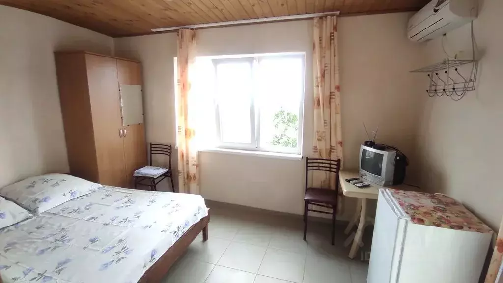 Комната Краснодарский край, Сочи Лазаревское жилрайон, ул. Ильича, 7 - Фото 1