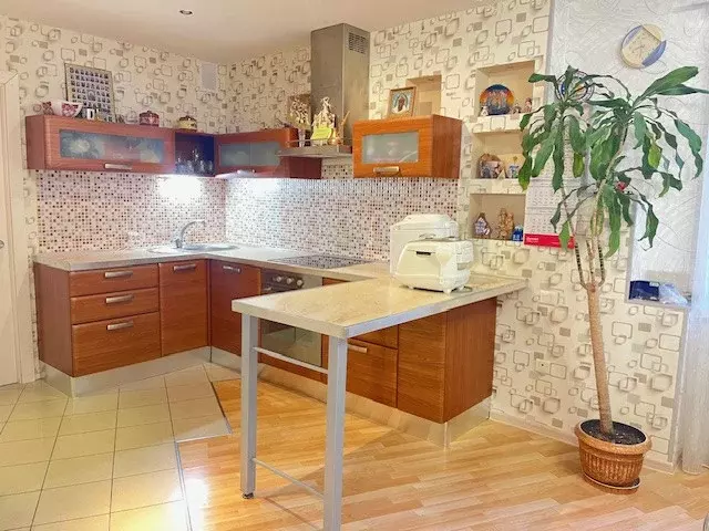 Продаётся 4-к квартира, 140 м - Фото 0