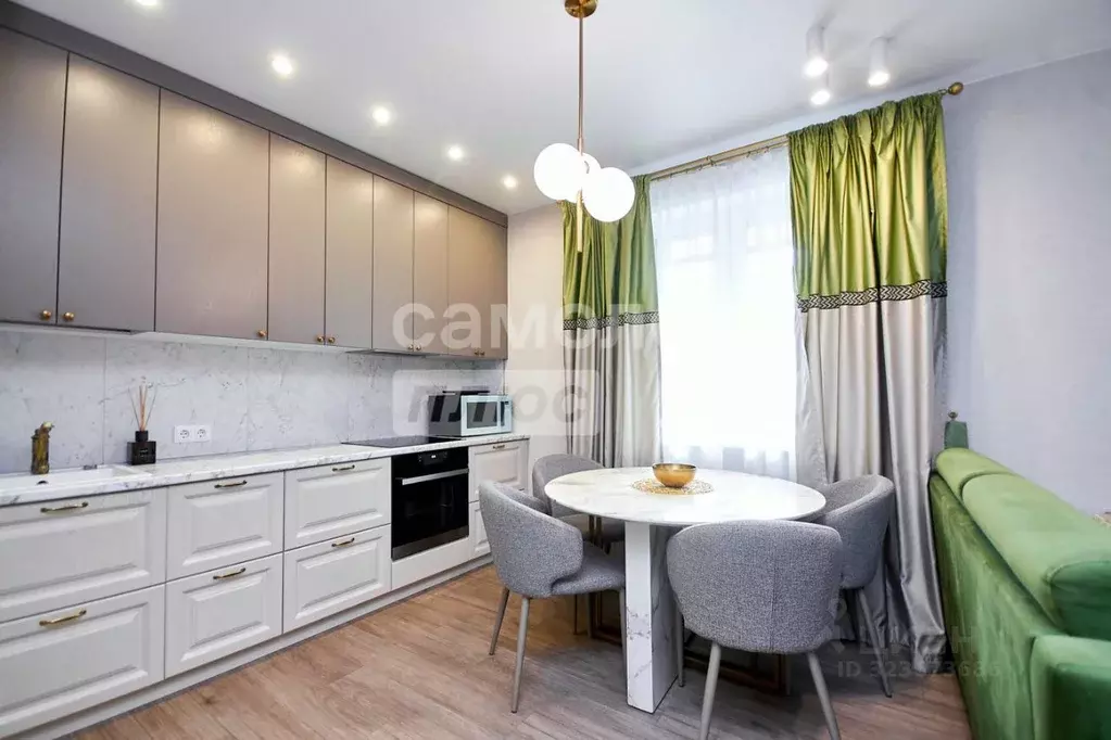 3-к кв. Новосибирская область, Новосибирск ул. Богдана Хмельницкого, ... - Фото 1