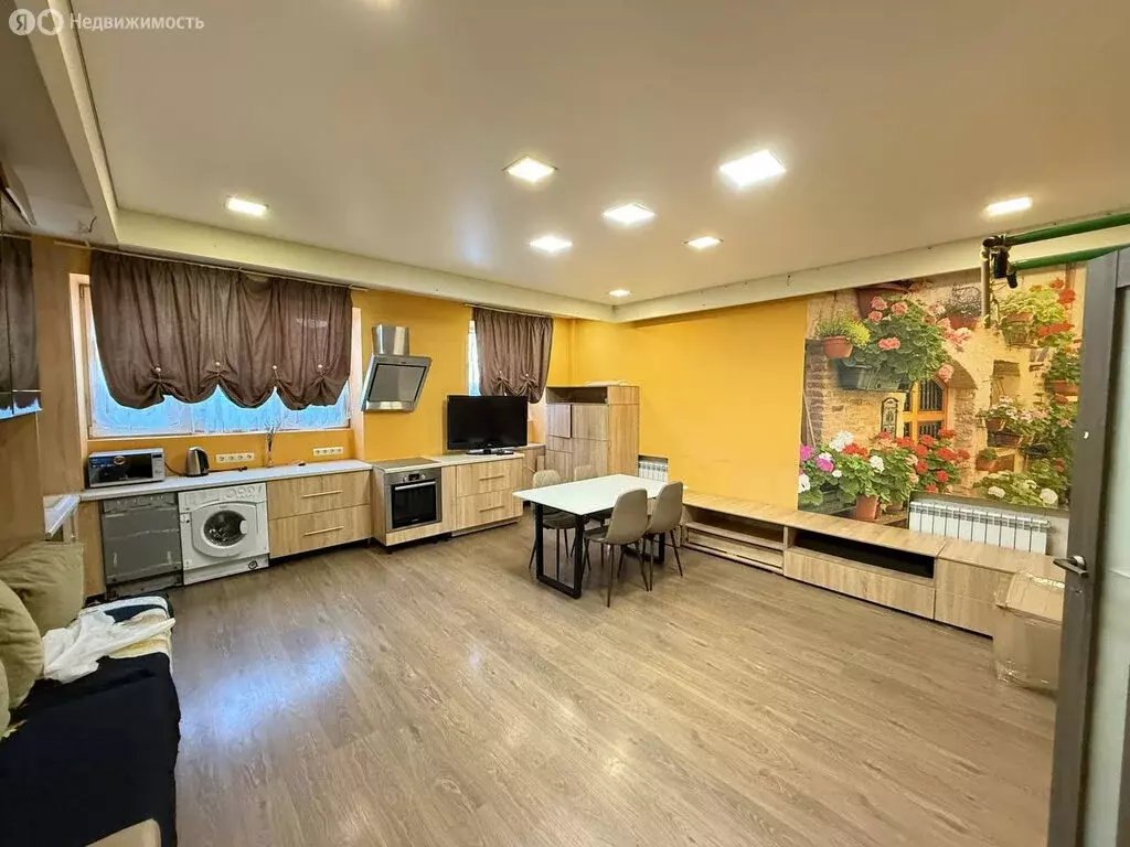 3-комнатная квартира: Норильск, улица Мира, 1А (61.7 м) - Фото 1