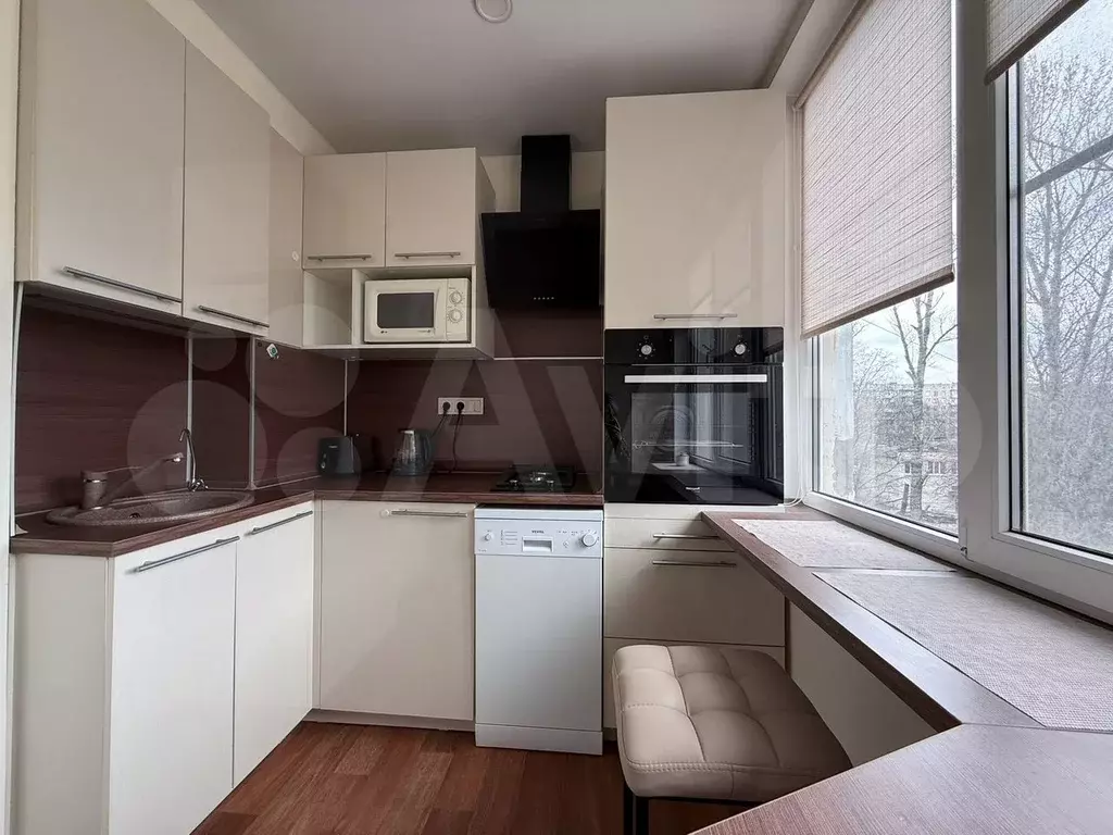 2-к. квартира, 46 м, 5/5 эт. - Фото 1