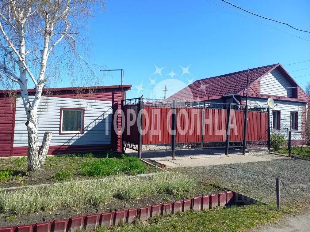 Дом в Омская область, Кормиловка рп ул. Волкова, 27 (76 м) - Фото 1