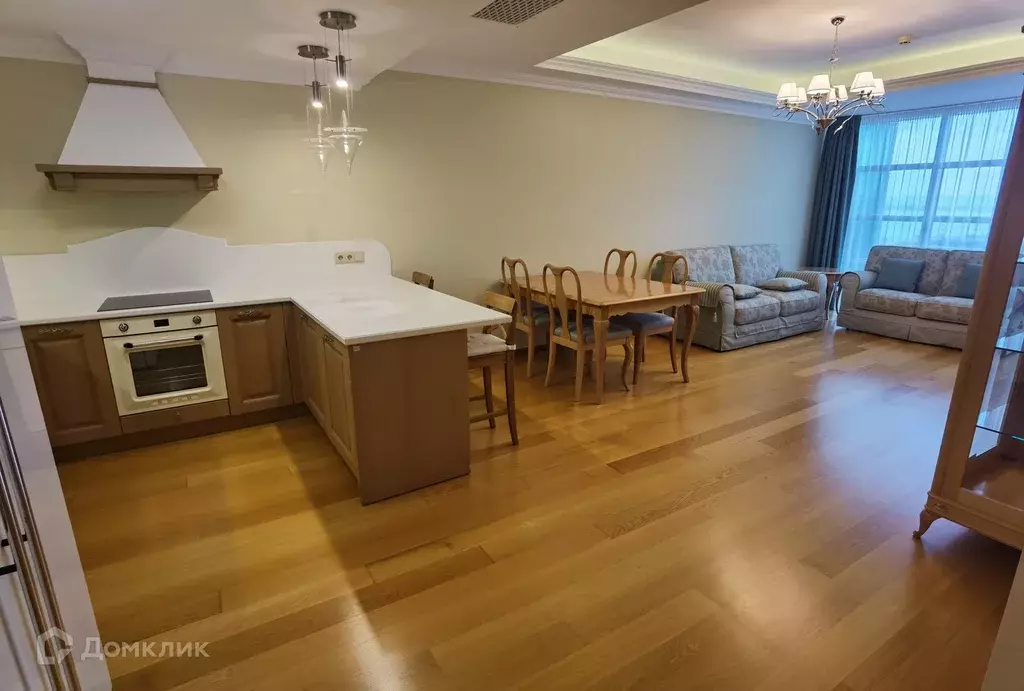 Продаётся 1-к квартира, 76 м - Фото 1