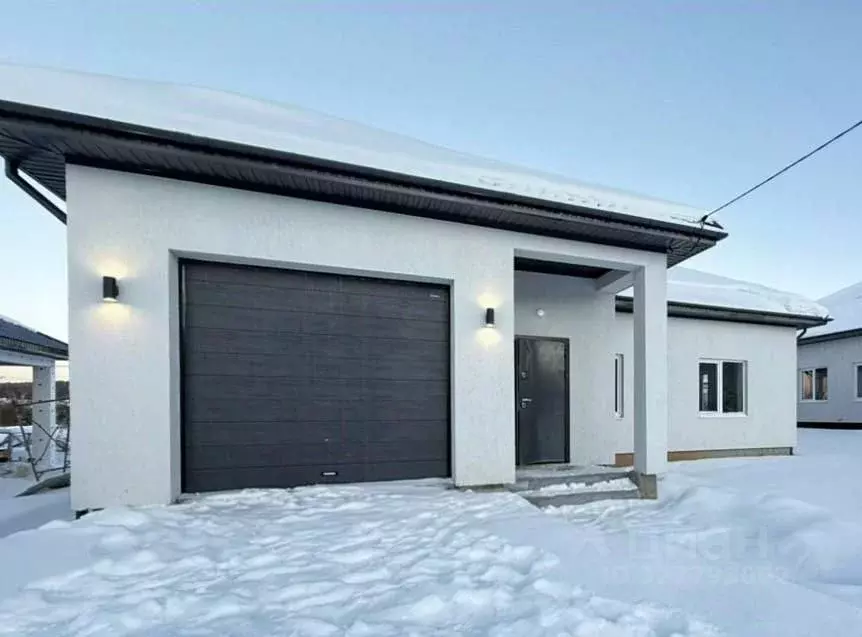 Коттедж в Свердловская область, Сысертский муниципальный округ, с. ... - Фото 1