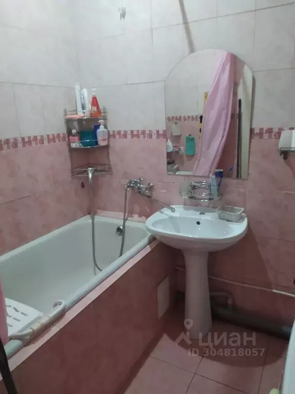 Комната Нижегородская область, Нижний Новгород ул. Чкалова, 5 - Фото 1