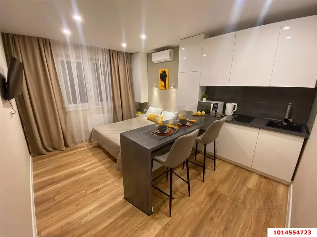 3-к кв. Краснодарский край, Краснодар Центральный мкр, ул. Октябрьская ... - Фото 1