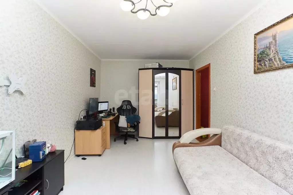 2-к кв. Тюменская область, Тюмень Черниговская ул., 5 (50.4 м) - Фото 1