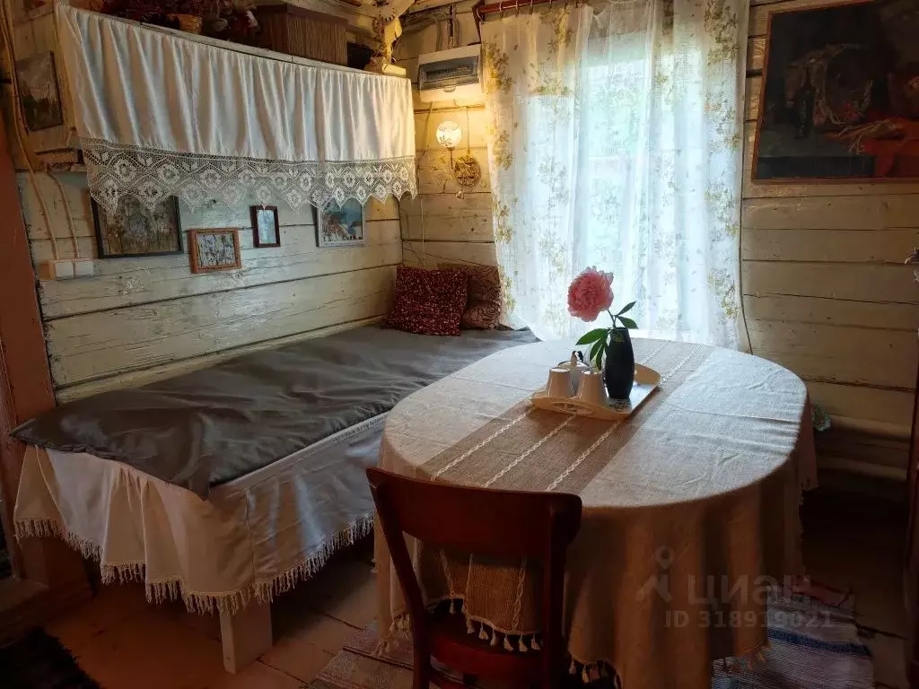 Дом в Новгородская область, Боровичский район, д. Егла Советская ул., ... - Фото 1