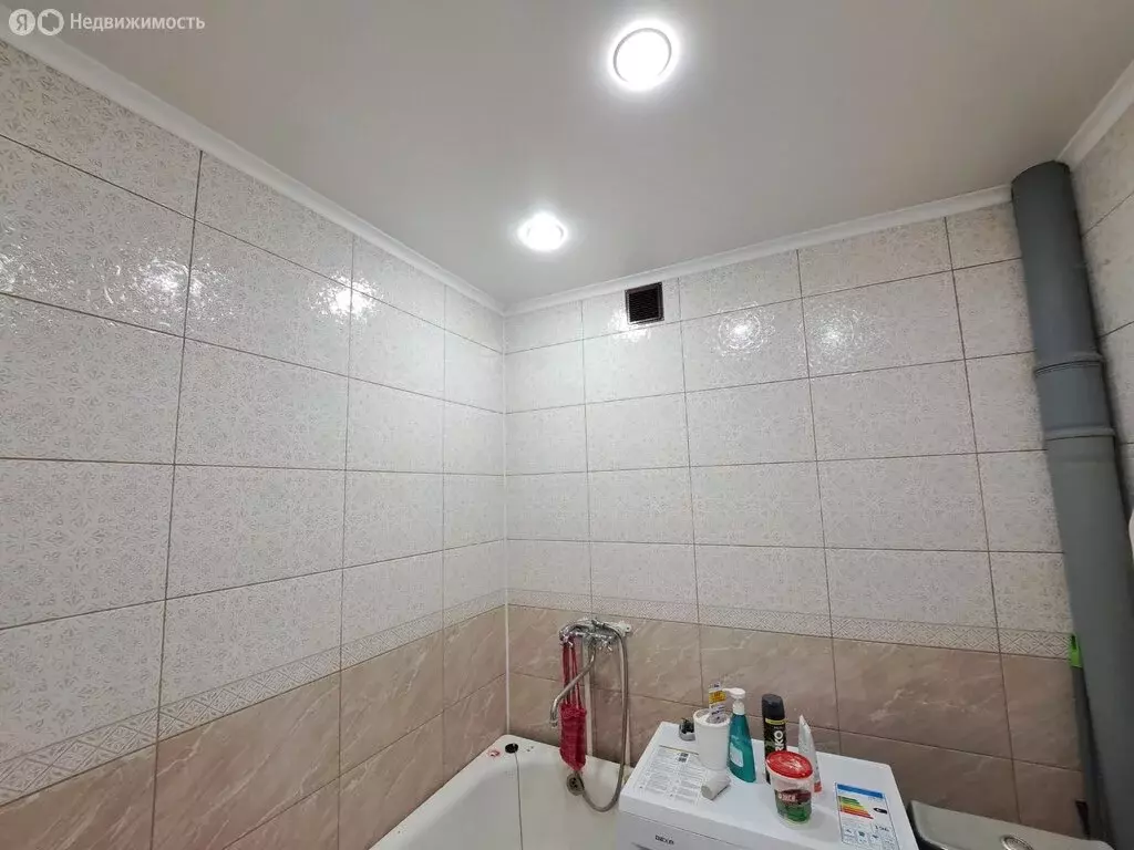 1-комнатная квартира: Кумертау, улица Мажита Гафури, 10 (30.4 м) - Фото 1