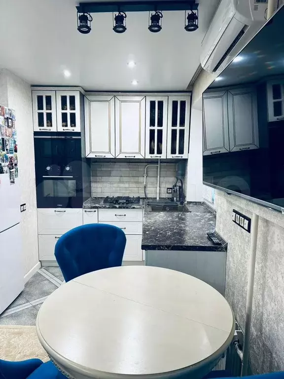 2-к. квартира, 57 м, 3/9 эт. - Фото 1