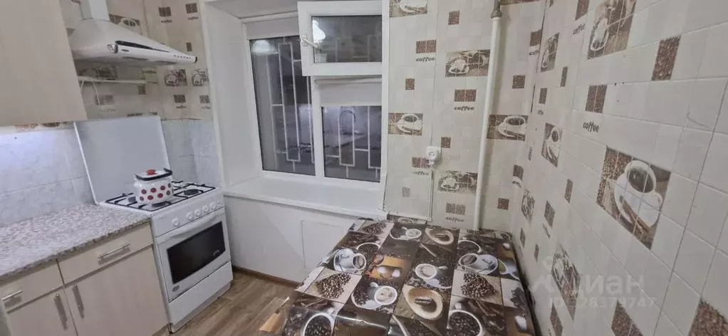 2-к кв. Оренбургская область, Бузулук 2-й мкр, 21 (40.4 м) - Фото 1