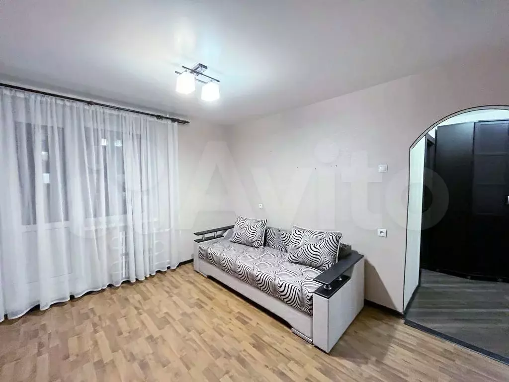 1-к. квартира, 35 м, 7/9 эт. - Фото 0