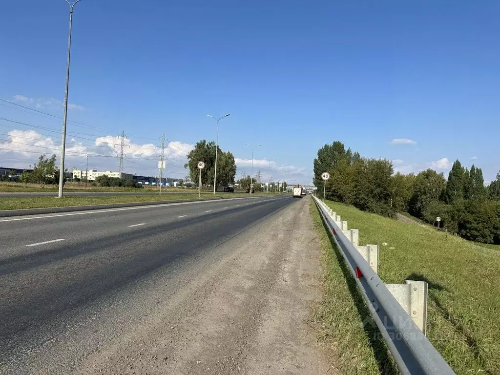 Помещение свободного назначения в Татарстан, Набережные Челны ул. ... - Фото 1