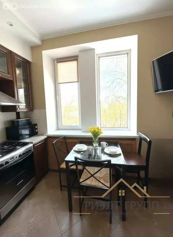 2-комнатная квартира: Казань, Тополевая улица, 8 (55.8 м) - Фото 1