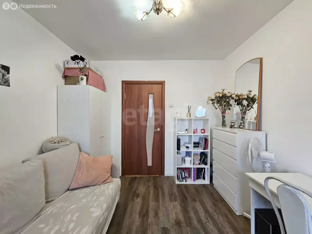 4-комнатная квартира: Набережные Челны, проспект Мира, 57 (62.8 м) - Фото 1