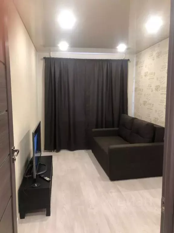 2-к кв. Мурманская область, Мурманск Кольский просп., 198 (42.7 м) - Фото 2