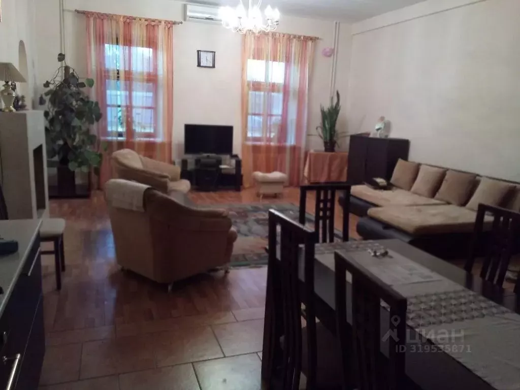 3-к кв. Ярославская область, Ярославль ул. Собинова, 27к2 (107.0 м) - Фото 1