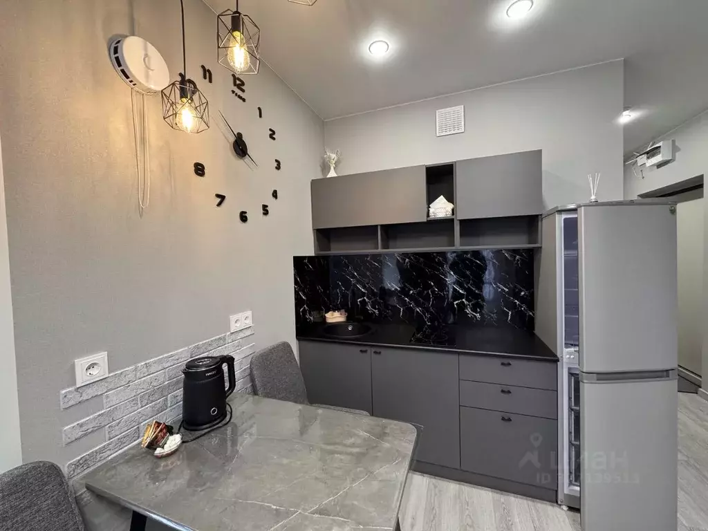 Студия Новосибирская область, Новосибирск ул. Имени генерал-майора ... - Фото 1