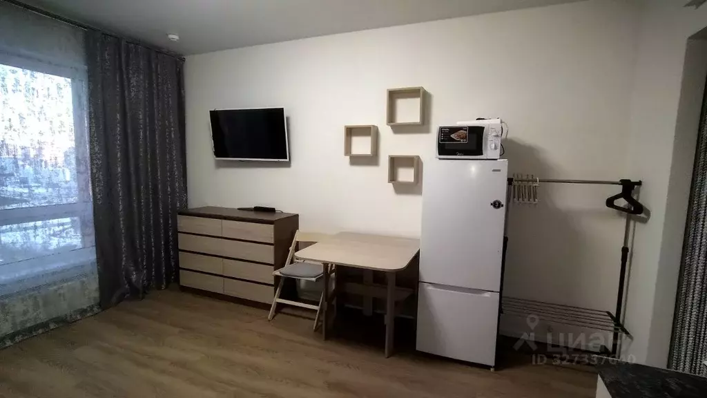 Студия Свердловская область, Екатеринбург ул. Хуторская, 1/2 (20.0 м) - Фото 2