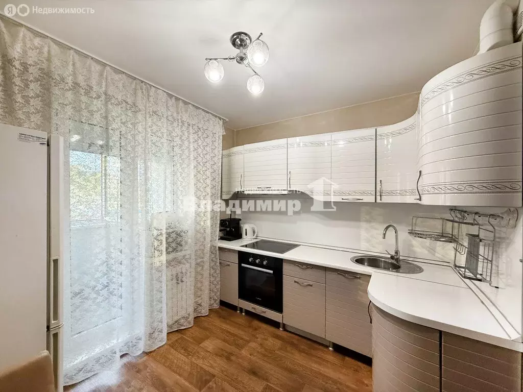 3-комнатная квартира: Находка, Спортивная улица, 26 (67.1 м) - Фото 0