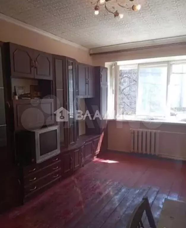 Комната 17 м в 8-к., 2/5 эт. - Фото 1