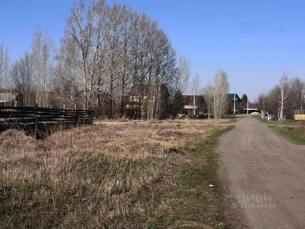 Участок в Свердловская область, Верхнее Дуброво пгт ул. Карла Маркса ... - Фото 2