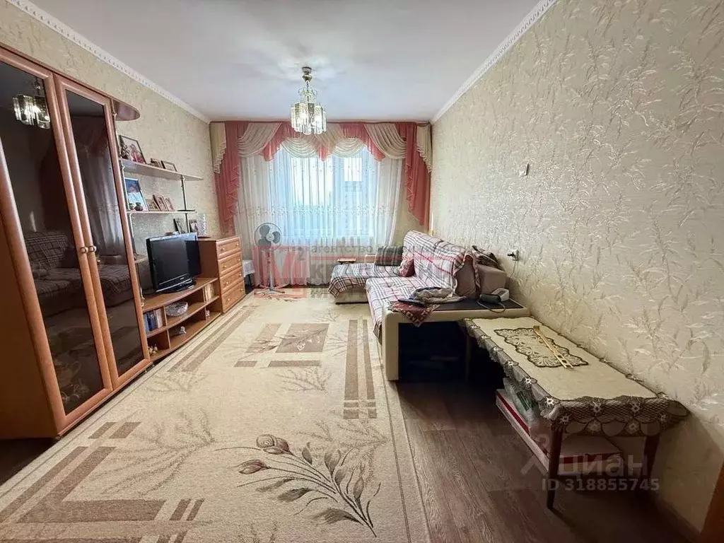 3-к кв. Белгородская область, Старый Оскол Весенний мкр, 3Б (70.0 м) - Фото 1