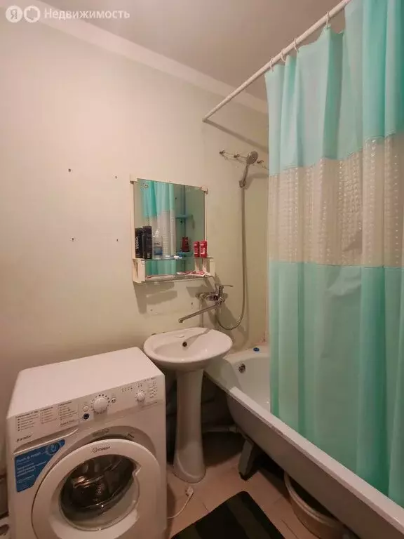 1-комнатная квартира: Курск, проспект Вячеслава Клыкова, 64 (37.5 м) - Фото 2