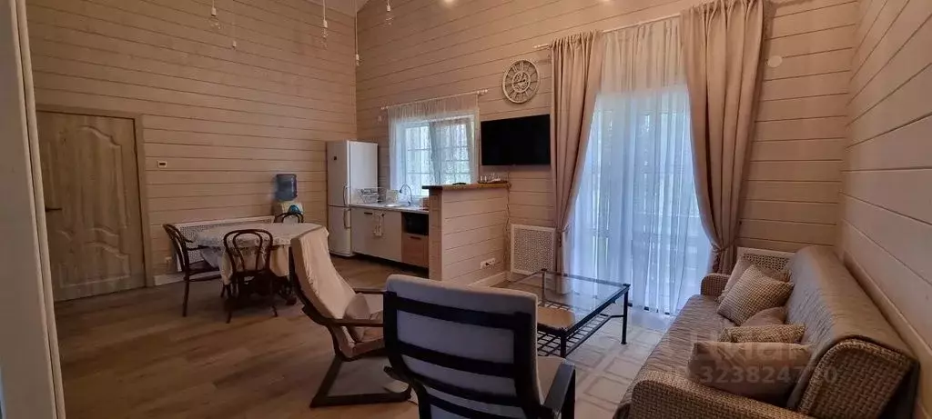 Дом в Ленинградская область, Лодейнопольский район, Доможировское ... - Фото 2