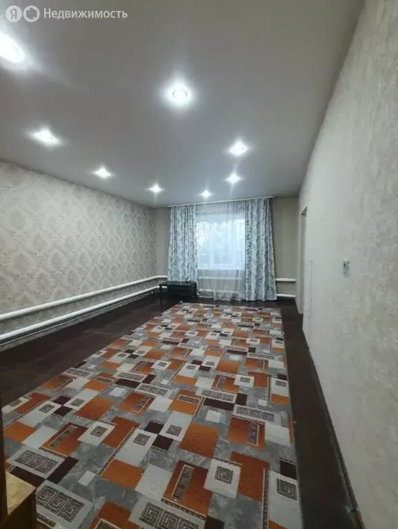 Дом в Республика Башкортостан, рабочий посёлок Чишмы, Монтажная улица, ... - Фото 2