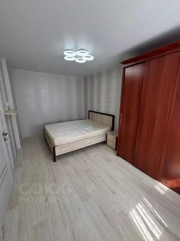 3-к кв. Волгоградская область, Волгоград ул. Гаря Хохолова, 13 (46.0 ... - Фото 1