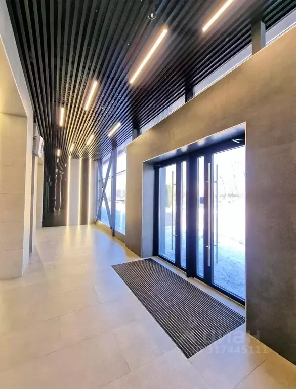 Помещение свободного назначения в Алтайский край, Барнаул просп. ... - Фото 2