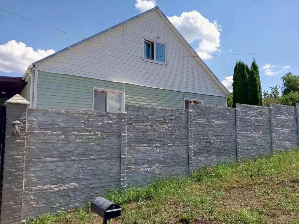 Дом в Белгородская область, Белгород ул. Имени Героя Советского Союза ... - Фото 1