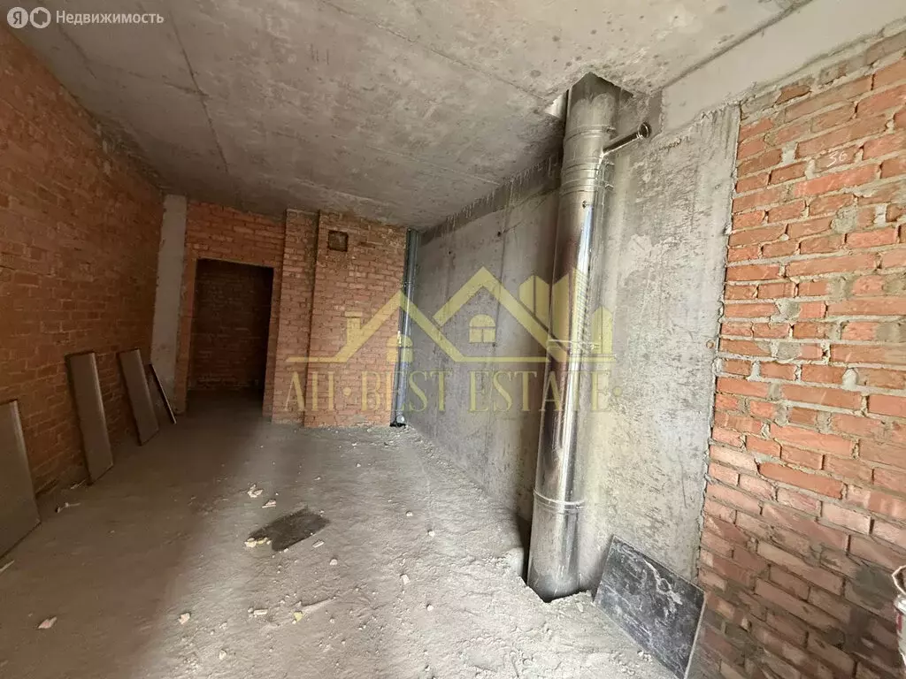 3-комнатная квартира: Владикавказ, улица Хаджи Мамсурова, 65 (92 м) - Фото 1