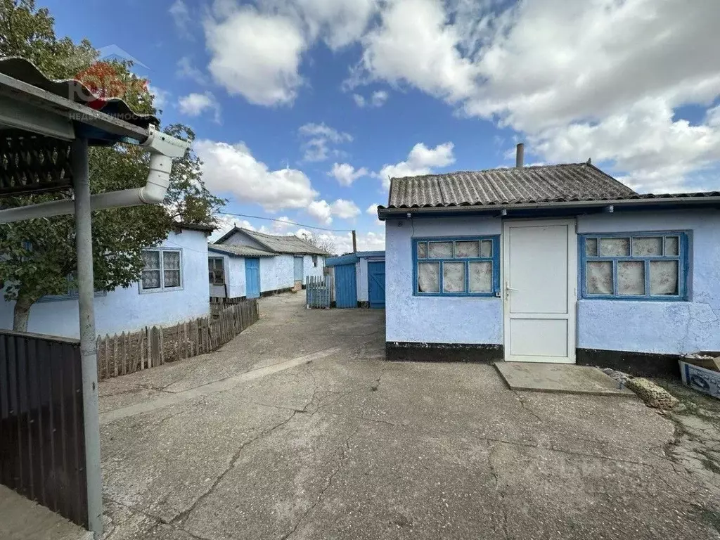 Дом в Крым, Сакский район, с. Воробьево  (60 м) - Фото 0