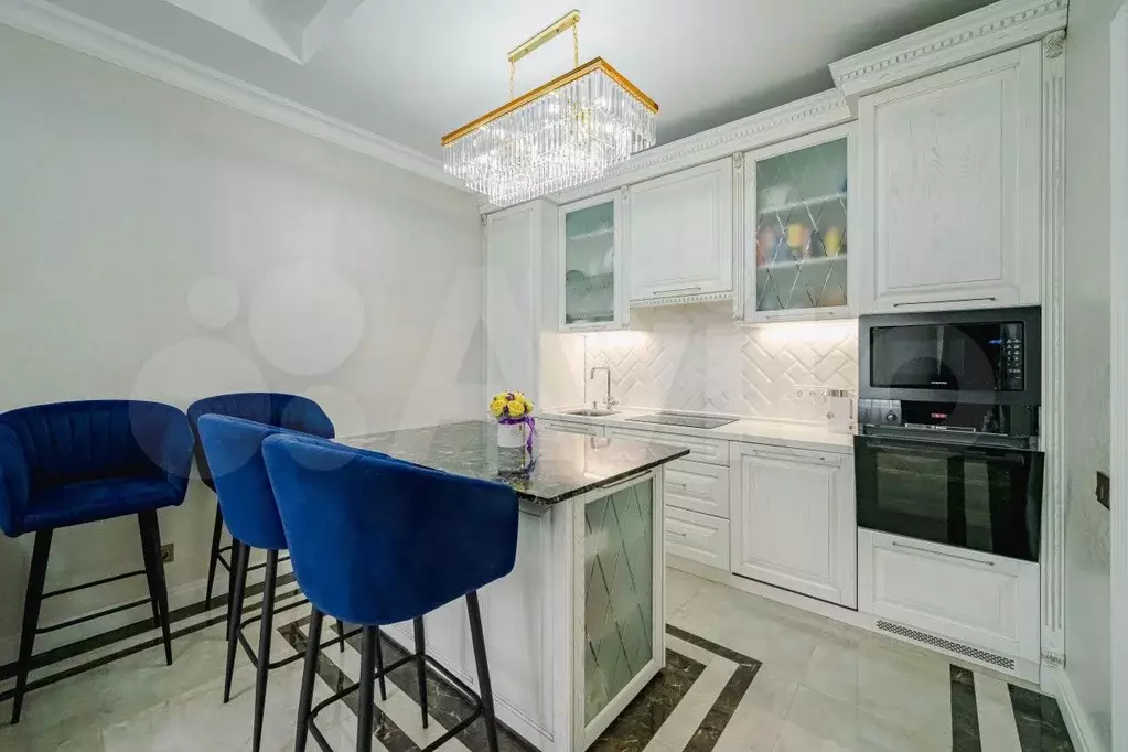 3-к. квартира, 70 м, 10/15 эт. - Фото 1