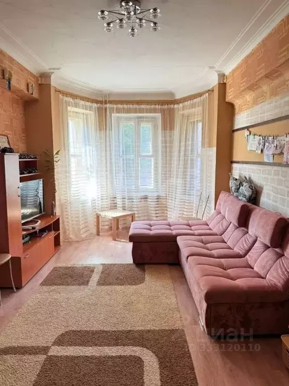 3-к кв. Алтайский край, Барнаул ул. Профинтерна, 10А (64.2 м) - Фото 1
