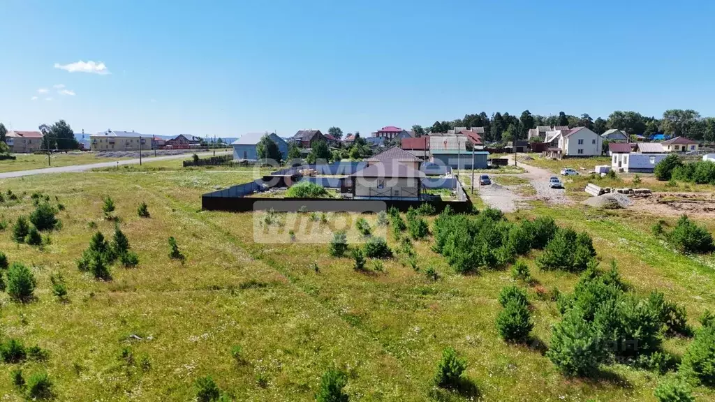 Участок в Челябинская область, Верхний Уфалей Сиреневая ул. (8.5 сот.) - Фото 0