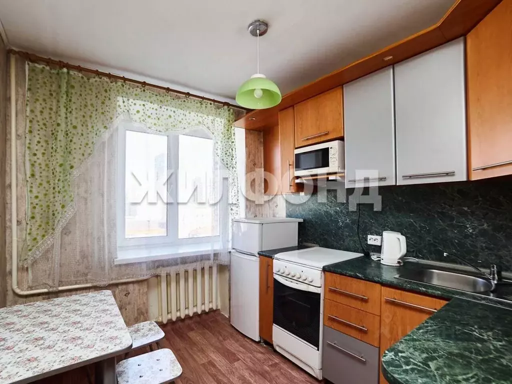 1-к кв. Новосибирская область, Новосибирск ул. Челюскинцев, 4 (35.0 м) - Фото 0