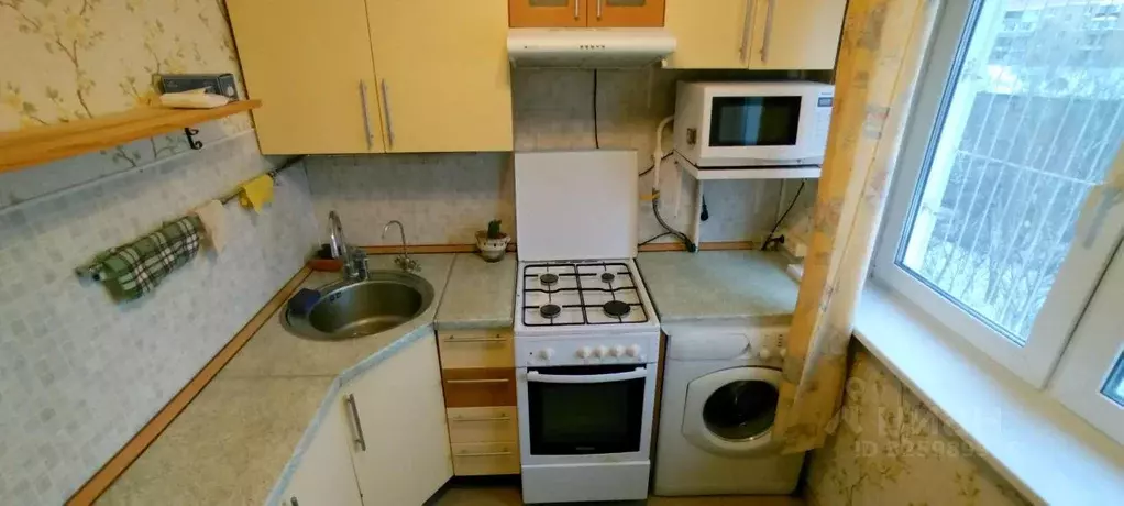 2-к кв. Москва ул. Ирины Левченко, 4 (48.0 м) - Фото 0