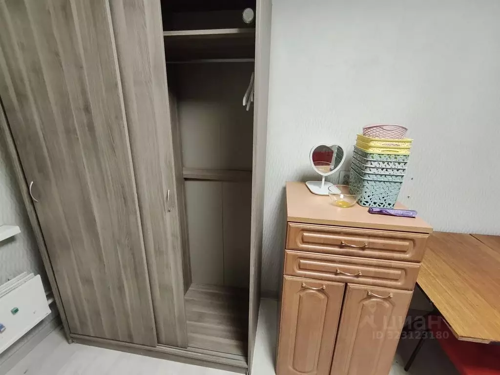 Комната Свердловская область, Екатеринбург ул. Тверитина, 19 - Фото 2