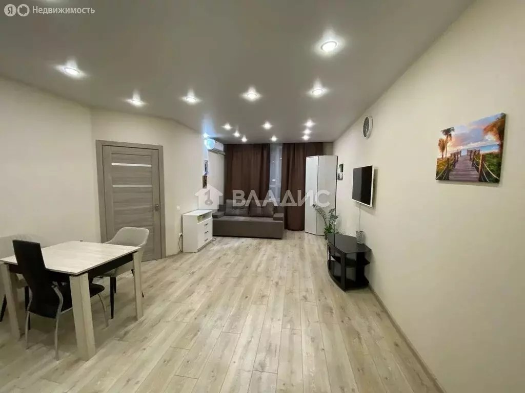 1-комнатная квартира: Белгород, улица Есенина, 9к2 (52.1 м) - Фото 1