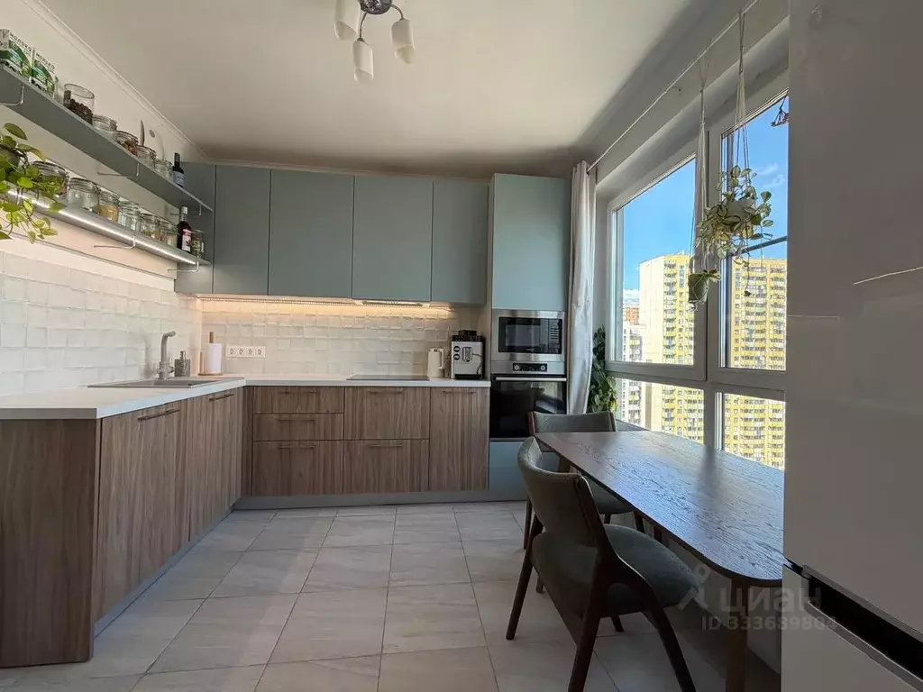 3-к кв. Москва ул. Вертолетчиков, 2к1 (88.0 м) - Фото 1