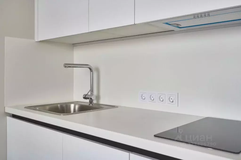 Студия Липецкая область, Липецк ул. М.И. Неделина, 4Д (27.0 м) - Фото 1