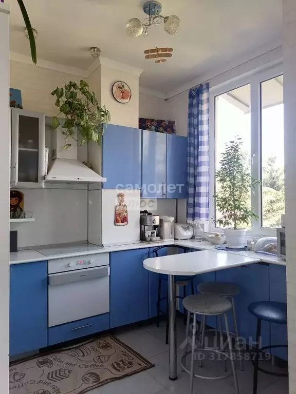 2-к кв. Краснодарский край, Сочи ул. Ленина, 46 (54.0 м) - Фото 0