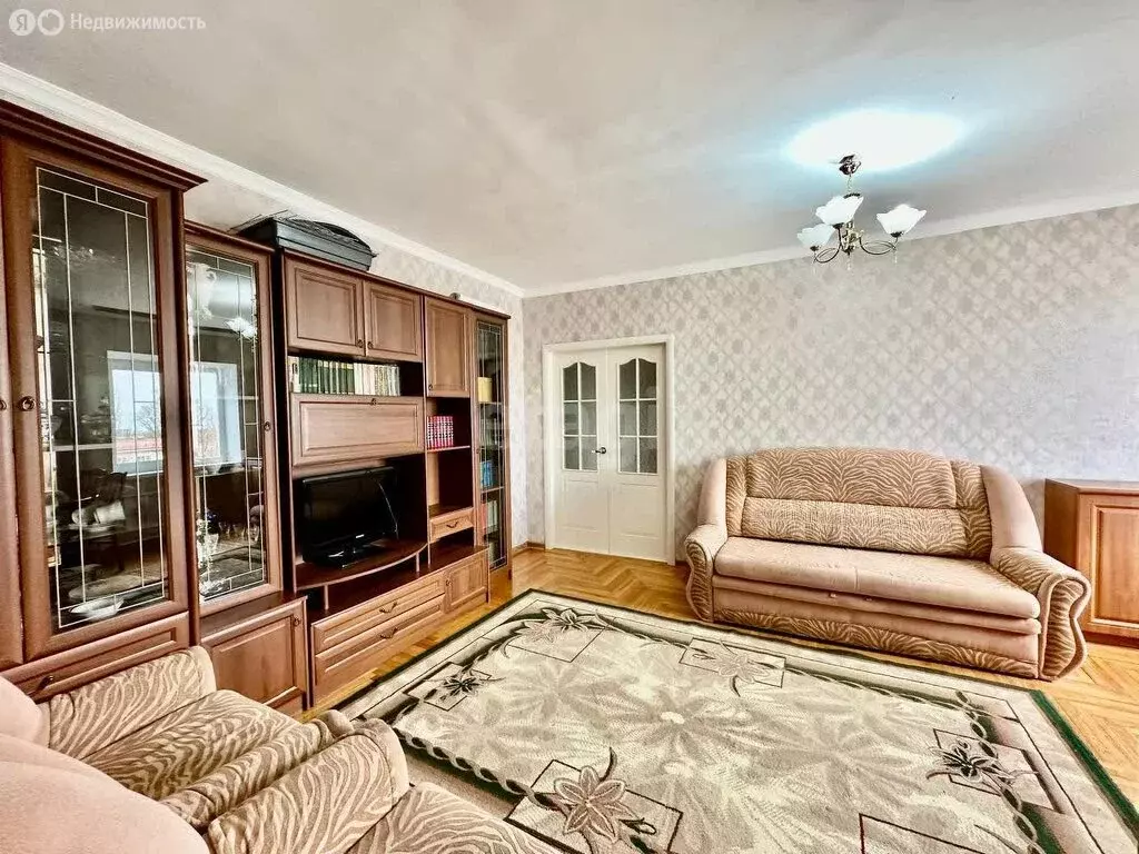 2-комнатная квартира: Черкесск, Красная улица, 18 (52.7 м) - Фото 0
