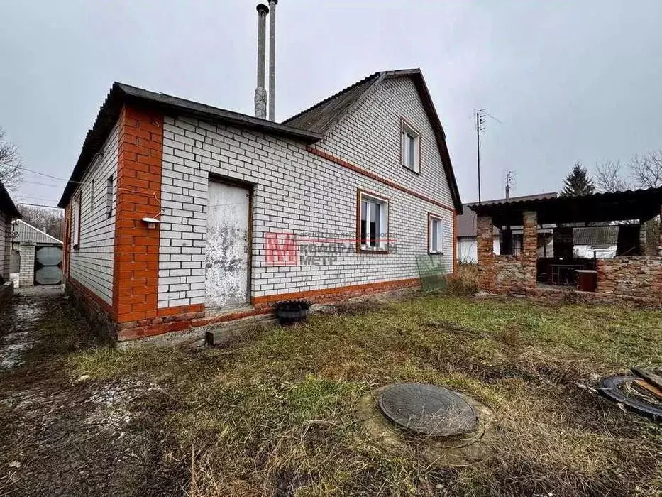 Дом в Белгородская область, Старооскольский городской округ, с. ... - Фото 1