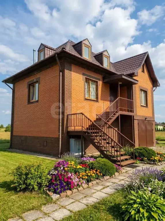 Дом в Ленинградская область, Кингисеппский район, Куземкинское с/пос, ... - Фото 1